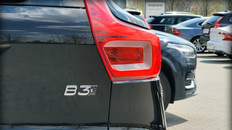 Volvo XC 40 cena 169555 przebieg: 31125, rok produkcji 2023 z Otmuchów małe 562